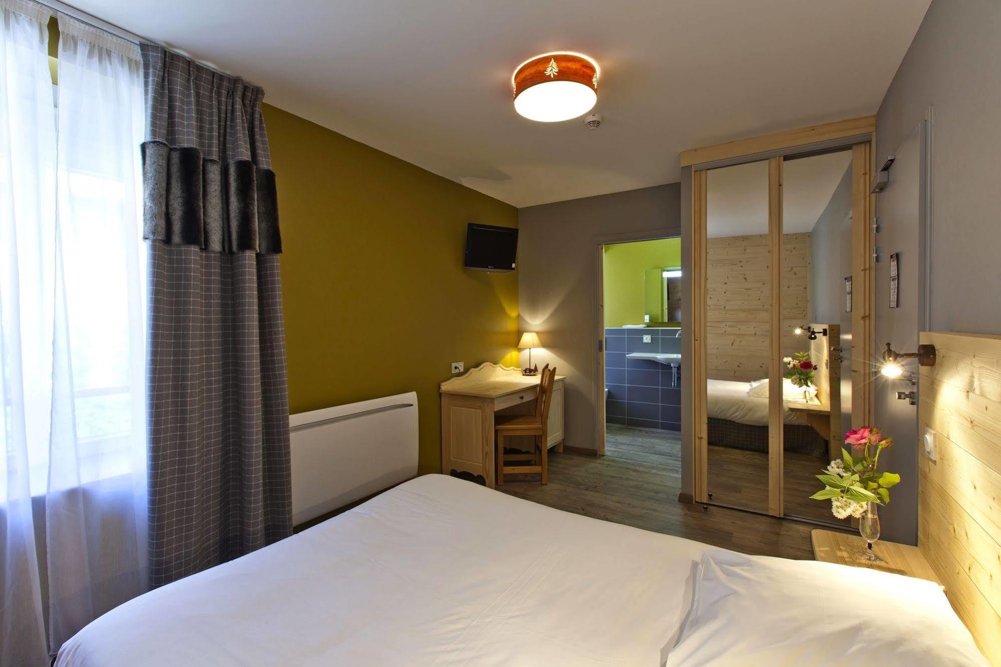 Hotel Logis Lbb - Les 2 Lacs Clairvaux-les-Lacs